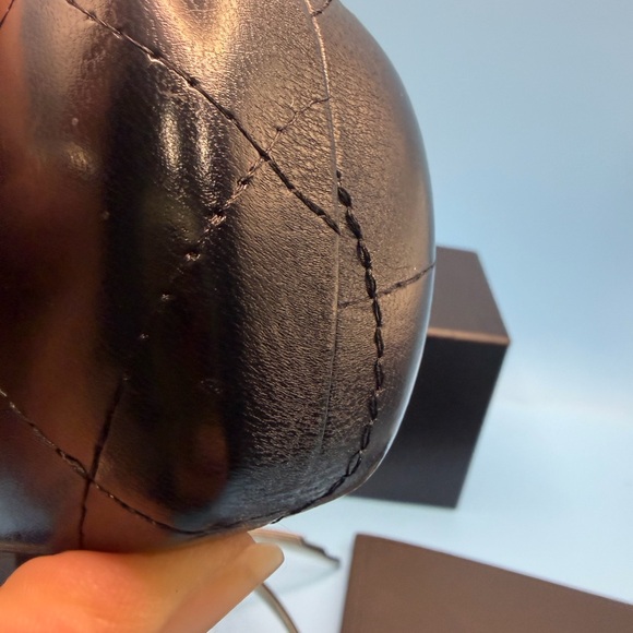 CHANEL Women's Sunglasses Oversized White Frame - Picture 12 of 13